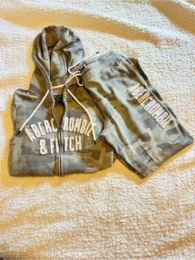 Rare Camo Abercrombie Zip Jacket and Joggers.